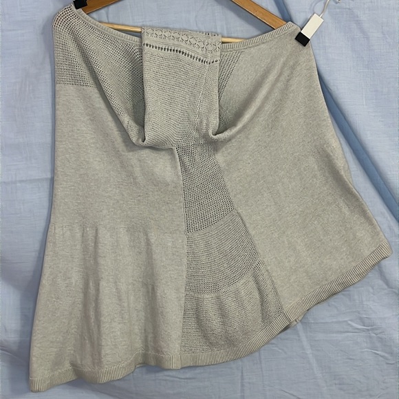 Torrid Light Gray Pointelle Stitch Babydoll Lightweight Summer Sweater in 2 (2X) - Picture 6 of 16